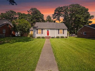 Property at 221 Cypress Rd, Portsmouth, VA