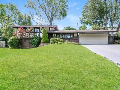 123 Brookside Ct