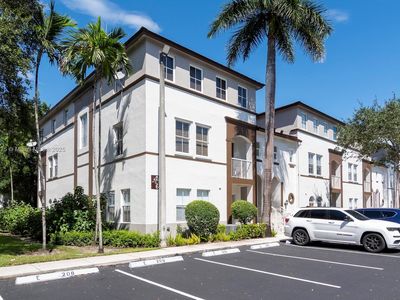 4351 SW 160th Ave APT 200