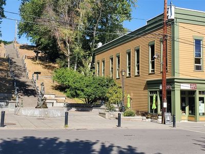 842 Washington Street #210