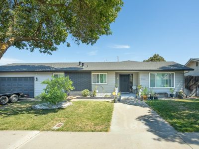 2705 Stoneridge Dr