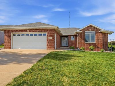 5480 Carver Dr