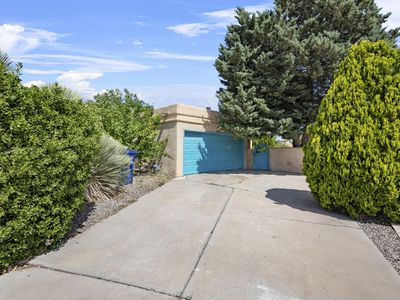 6549 Cliffrose Rd NW