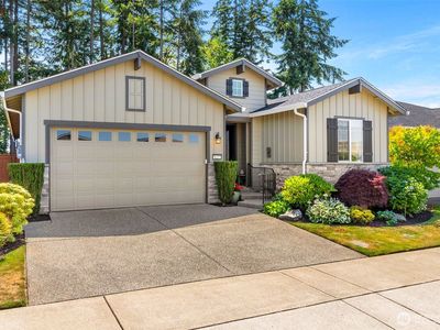 8227 Orcas Loop NE