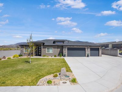 1742 N 3175 W