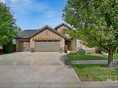302 W Heston Dr