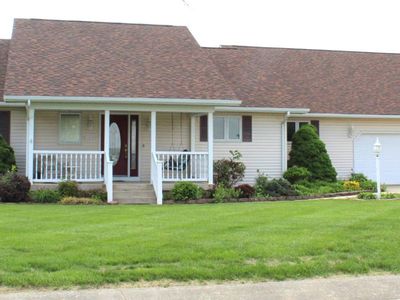Property at 26 Eastland Ct, Carlinville, IL