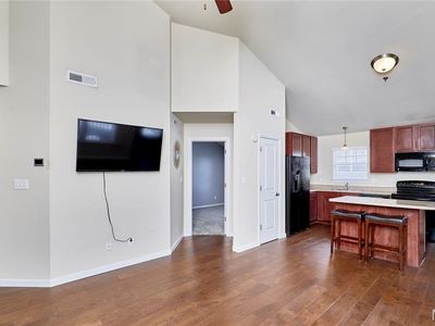 532 Bramblett Hls