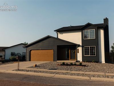 2160 Ambleside Dr
