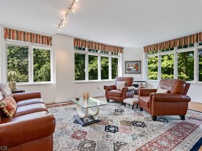 616 S Orange Ave, 4D BLDG 616 #D