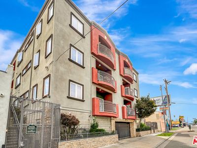 11124 Burbank Blvd APT 311