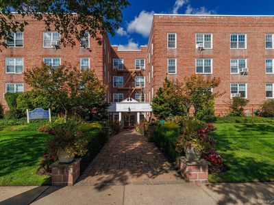 194 Smith Street #1Q
