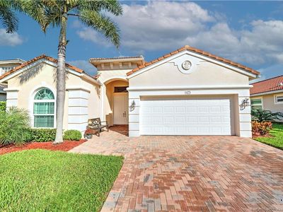 1473 SE Legacy Cove Circle