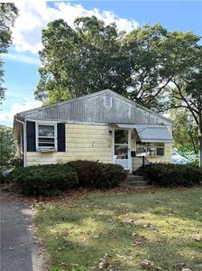 Property at 113 Canfield Ave, Warwick, RI