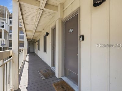 4 N Forest Beach Dr APT 105