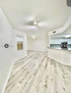 10902 NW 83rd St APT 219
