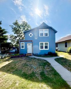 Property at 407 E 5th St, Mccook, NE