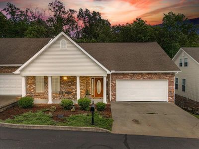 87 Blair Park