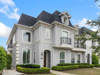 7609 Renaissance Blvd