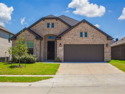 825 Allison Dr