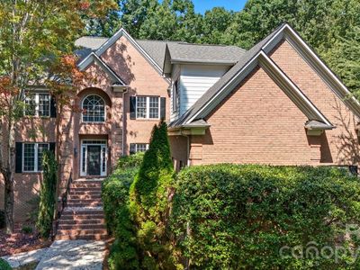 1300 Longleaf Ct
