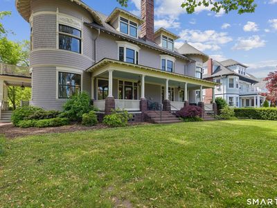 362 Whitney Avenue #1B