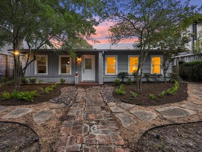 1931 Bissonnet St
