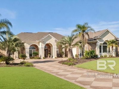 3760 Blue Heron Dr