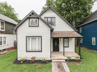 37 N Sherman Dr