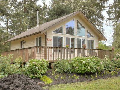 825 Duck Lake Drive NE