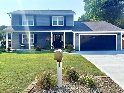 1975 Lemontree Ln