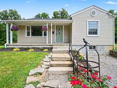 164 McMurchy Ave