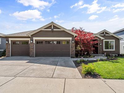 536 W La Strada Cir