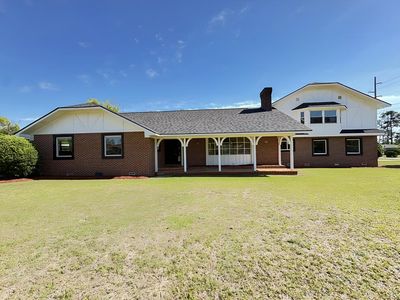 Property at 107 W 10th St, Donalsonville, GA