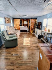 Property at 35437 Harbor Shores Rd, Leesburg, FL