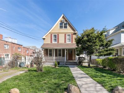 146-11 35th Avenue