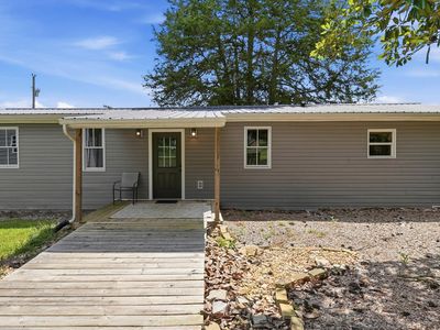 132 Burketts Chapel Rd