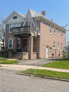 156 Mark Ave