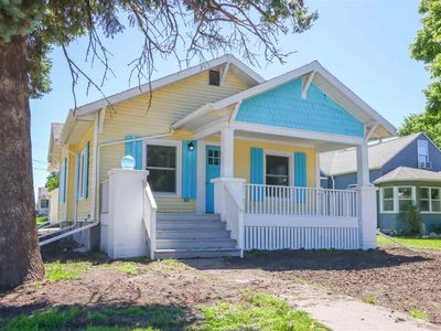 802 S Iowa Ave