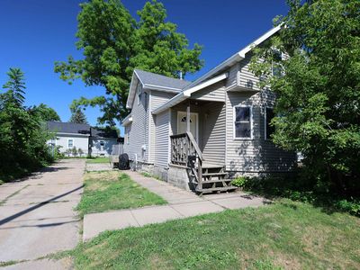 1407 N Main St