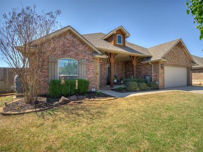 2904 NW 183rd Cir