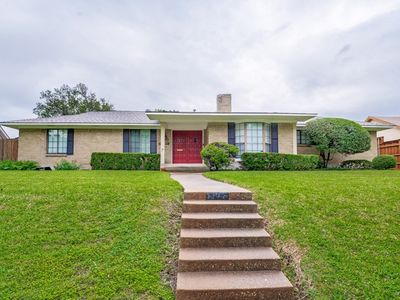 13524 Far Hills Ln