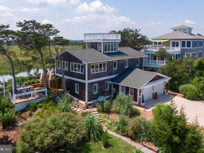 2711 S Bay Shore Dr
