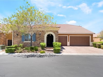 6011 Vista Clara St