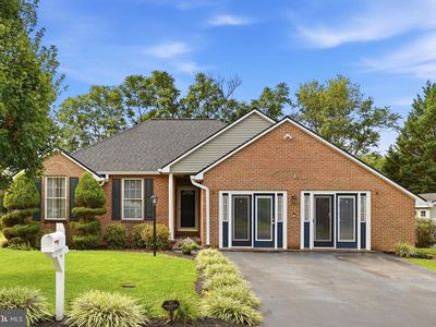 117 Gemstone Dr