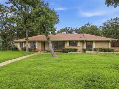 823 Ridgecrest Cir