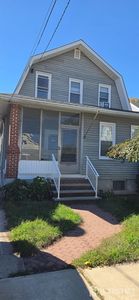 20 Dix St