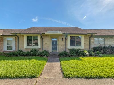3876 Laura Leigh Dr