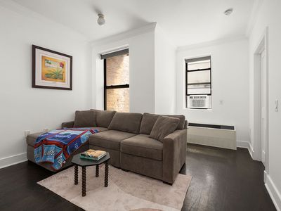 555 Lenox Ave #2-B