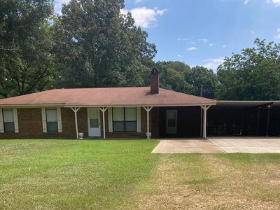210 Allen Rd
